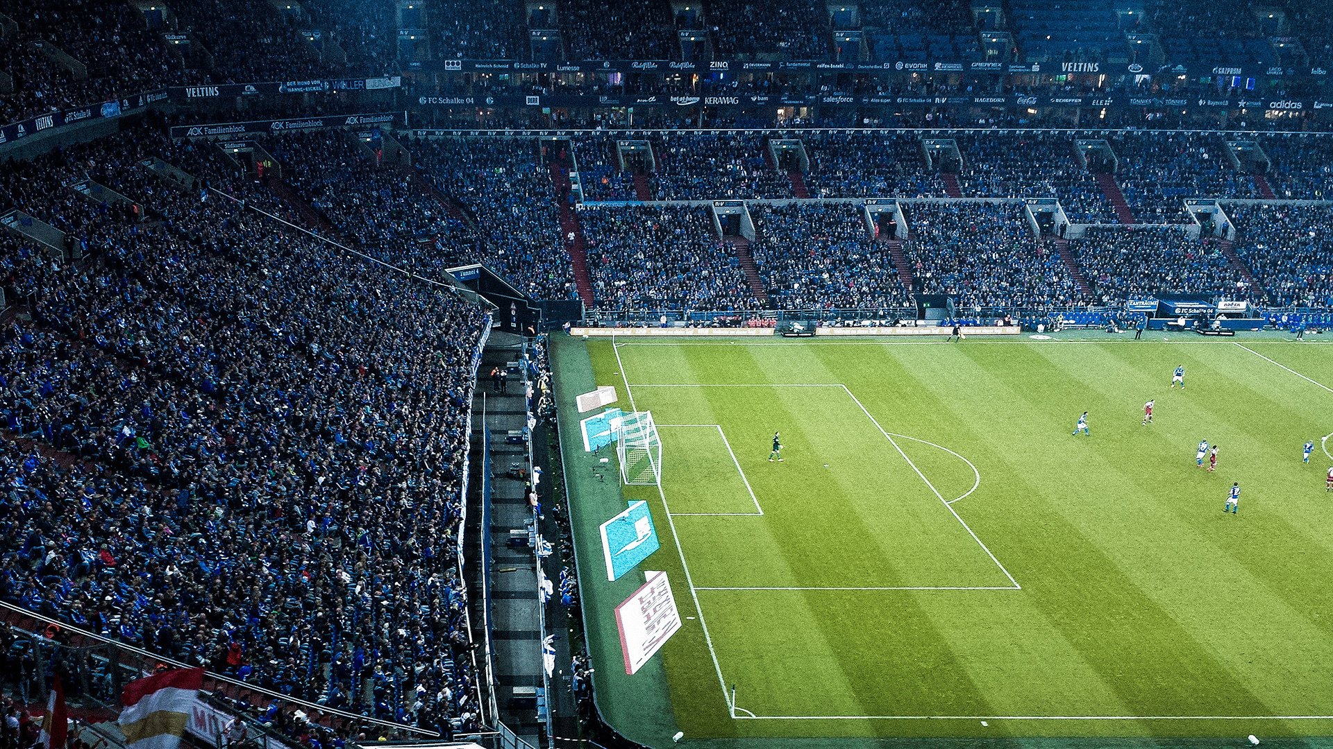 德甲精彩瞬间不断，关键扑救助球队扭转战局，德甲引援